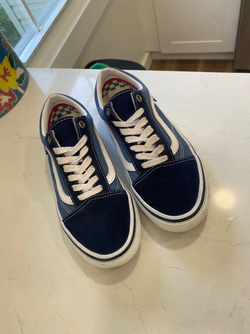 Women’s Vans Size 7